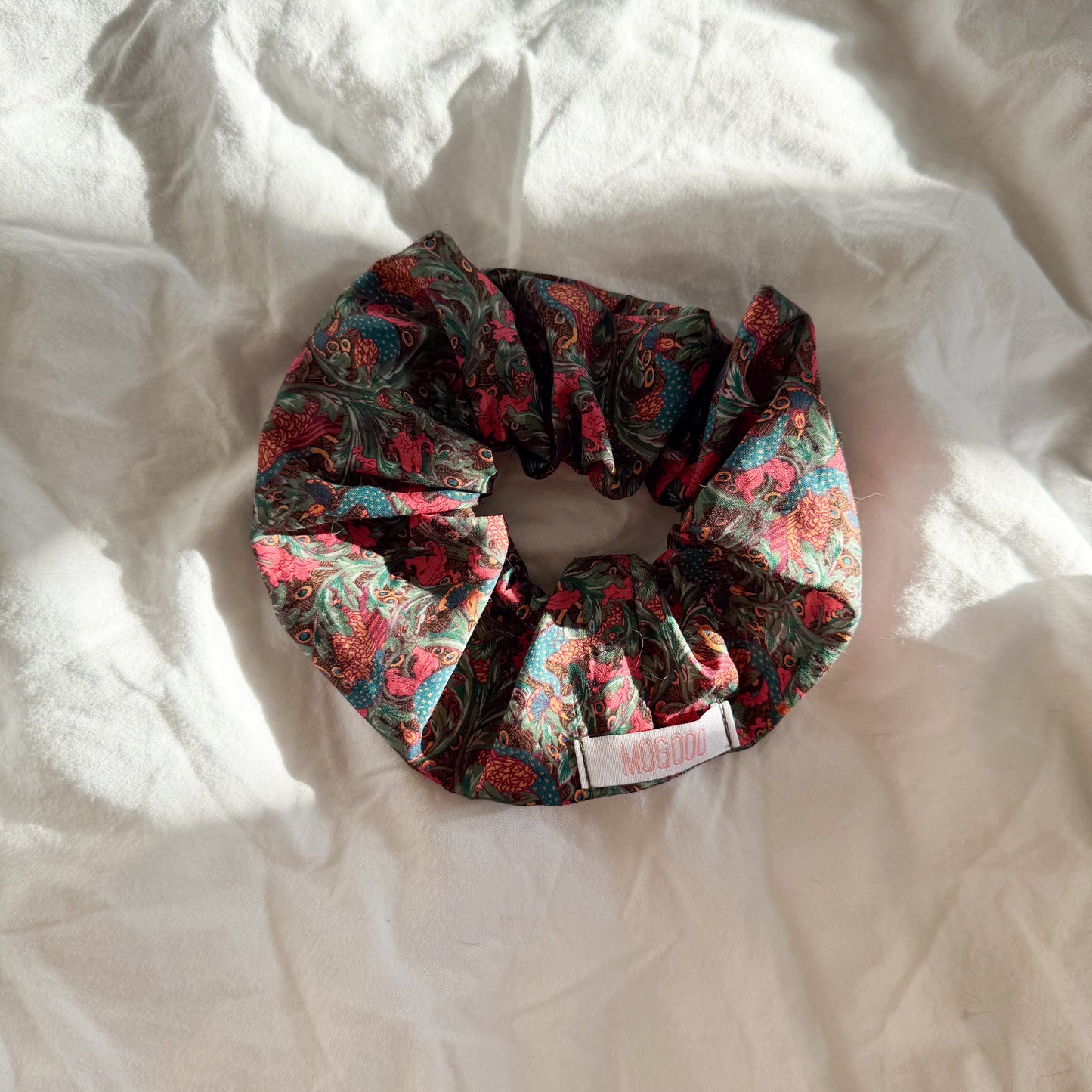 Chouchou "LIBERTY PAON"