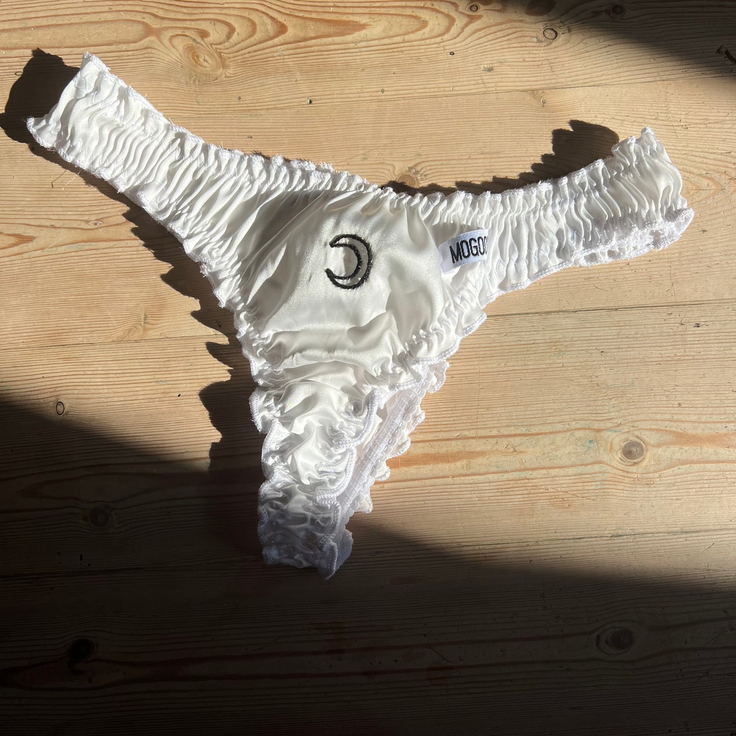 Tanga brodé « MOON » - Taille XS